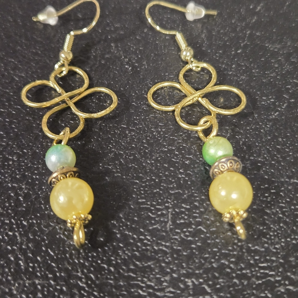 Hand Crafted Gold Clover Dangle Earrings with Pale Yellow and Mint/Yellow Beads - Picture 10 of 10